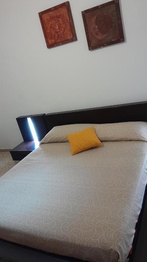 Roslivia Apartment Полиняно а Маре Екстериор снимка