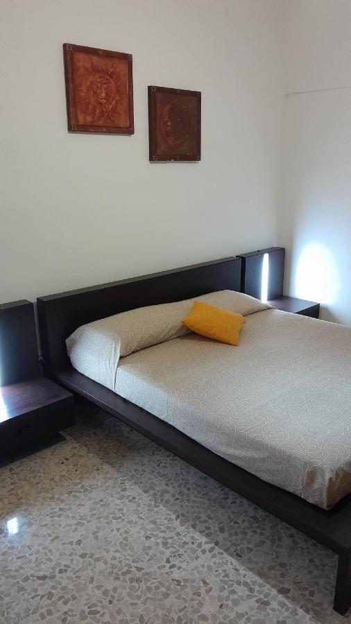 Roslivia Apartment Полиняно а Маре Екстериор снимка