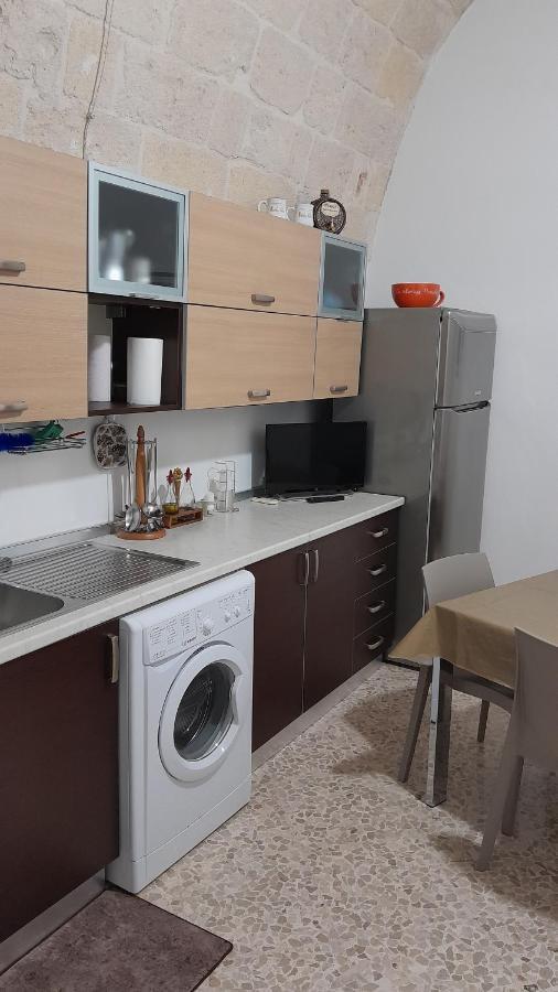 Roslivia Apartment Полиняно а Маре Екстериор снимка
